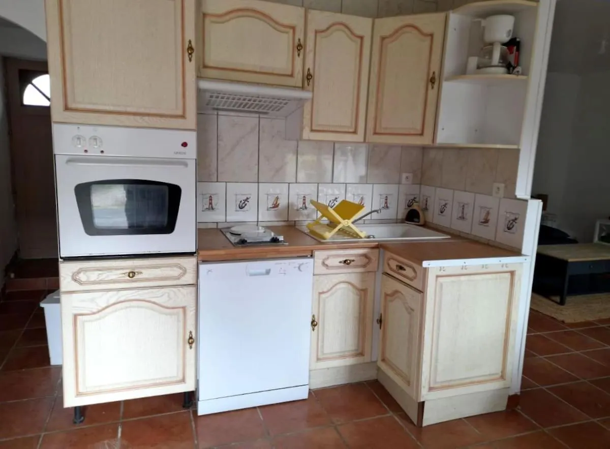 Holiday home Charming Quiet Cottage -3 Bedrooms - Private Garden Pleboulle